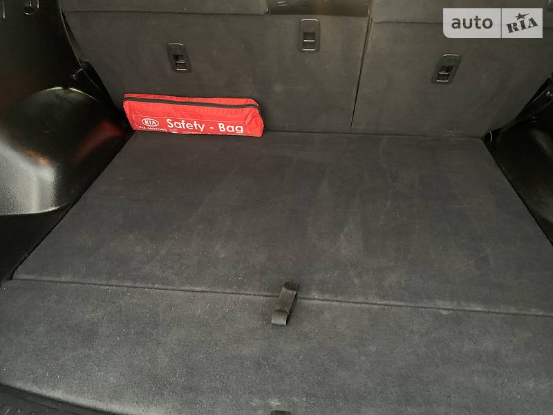 Позашляховик / Кросовер Kia Sorento 2010 в Івано-Франківську