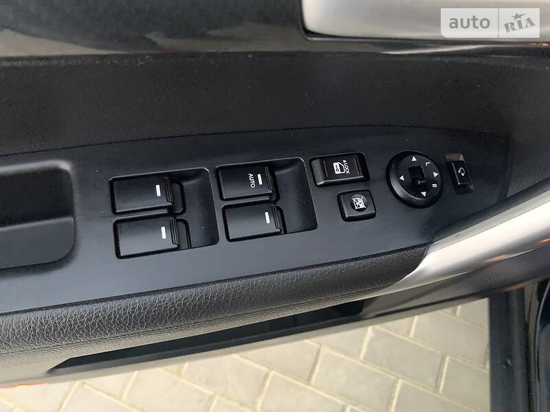 Позашляховик / Кросовер Kia Sorento 2010 в Івано-Франківську