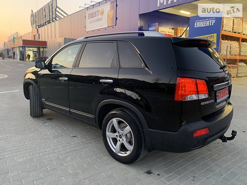 Позашляховик / Кросовер Kia Sorento 2010 в Івано-Франківську