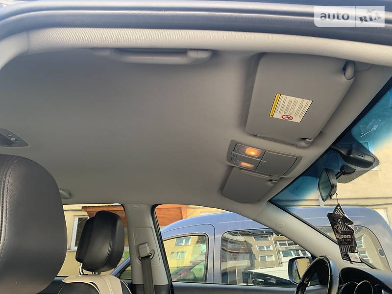 Позашляховик / Кросовер Kia Sorento 2010 в Івано-Франківську