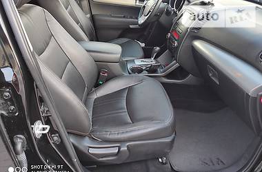 Позашляховик / Кросовер Kia Sorento 2012 в 