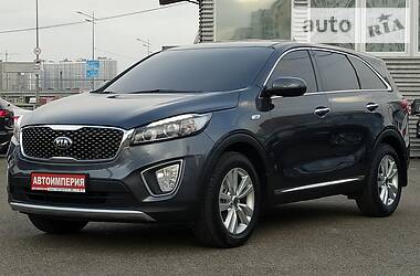 Позашляховик / Кросовер Kia Sorento 2016 в 