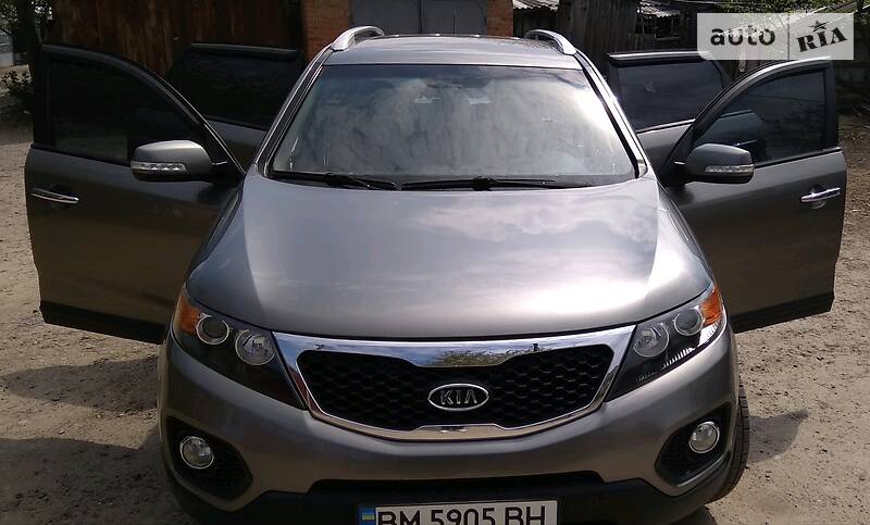 Позашляховик / Кросовер Kia Sorento 2011 в Ромнах