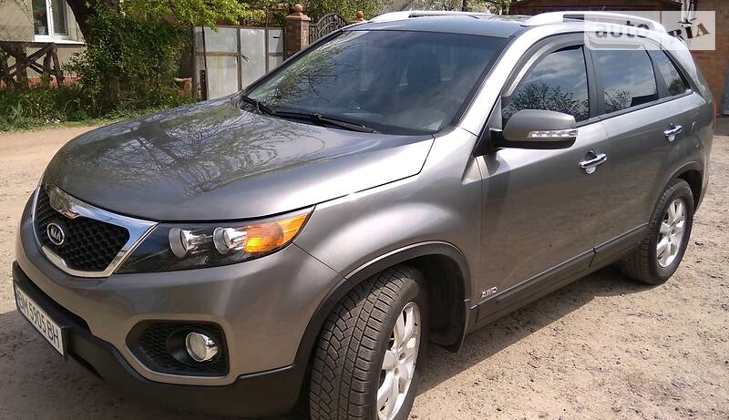 Позашляховик / Кросовер Kia Sorento 2011 в Ромнах