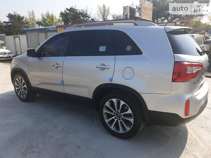 Позашляховик / Кросовер Kia Sorento 2013 в Одесі