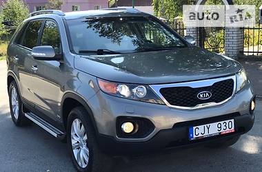 Внедорожник / Кроссовер Kia Sorento 2010 в Ивано-Франковске