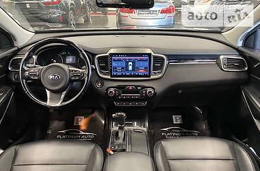 Внедорожник / Кроссовер Kia Sorento 2015 в Одессе