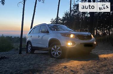 Позашляховик / Кросовер Kia Sorento 2011 в Харкові