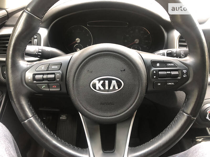 Позашляховик / Кросовер Kia Sorento 2015 в Одесі