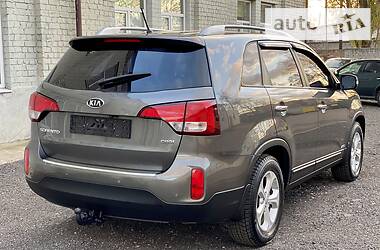 Внедорожник / Кроссовер Kia Sorento 2012 в 