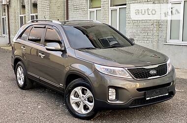 Внедорожник / Кроссовер Kia Sorento 2012 в 