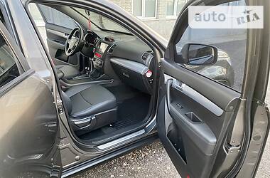 Внедорожник / Кроссовер Kia Sorento 2012 в 
