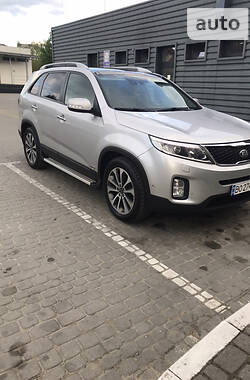 Позашляховик / Кросовер Kia Sorento 2013 в Івано-Франківську