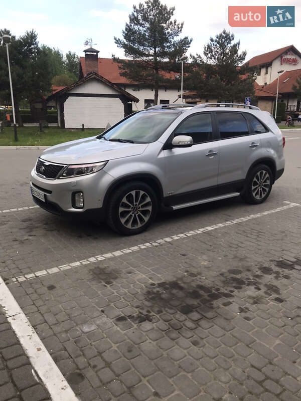 Внедорожник / Кроссовер Kia Sorento 2013 в Ивано-Франковске