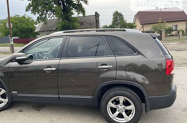 Позашляховик / Кросовер Kia Sorento 2011 в Івано-Франківську