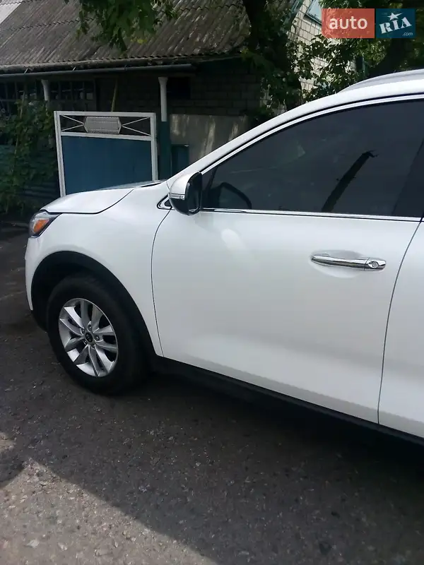 Venta de AUTO.RIA – KIA Sorento (BI6 2HC) gasolina. SUV / crossover estaba en Poltava, precio $ sorento autocosmos Venta de AUTO.RIA – KIA Sorento (BI6 2HC) gasolina. SUV / crossover estaba en Poltava, precio $