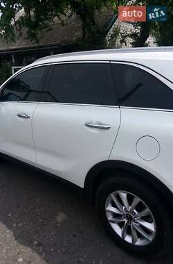 Внедорожник / Кроссовер Kia Sorento 2017 в 