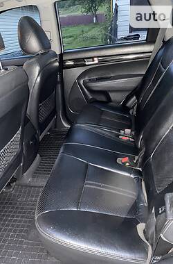 Внедорожник / Кроссовер Kia Sorento 2010 в 