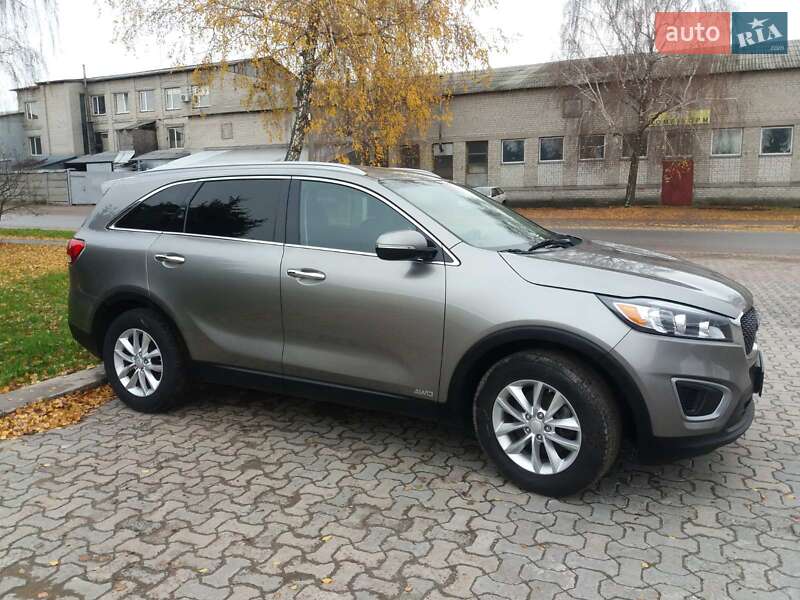 Внедорожник / Кроссовер Kia Sorento 2015 в Черкассах