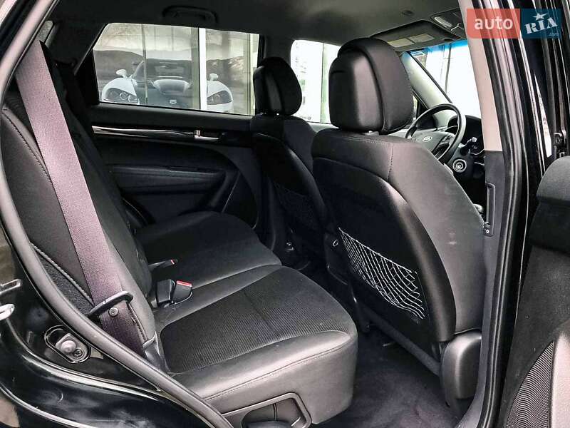 Позашляховик / Кросовер Kia Sorento 2013 в Києві