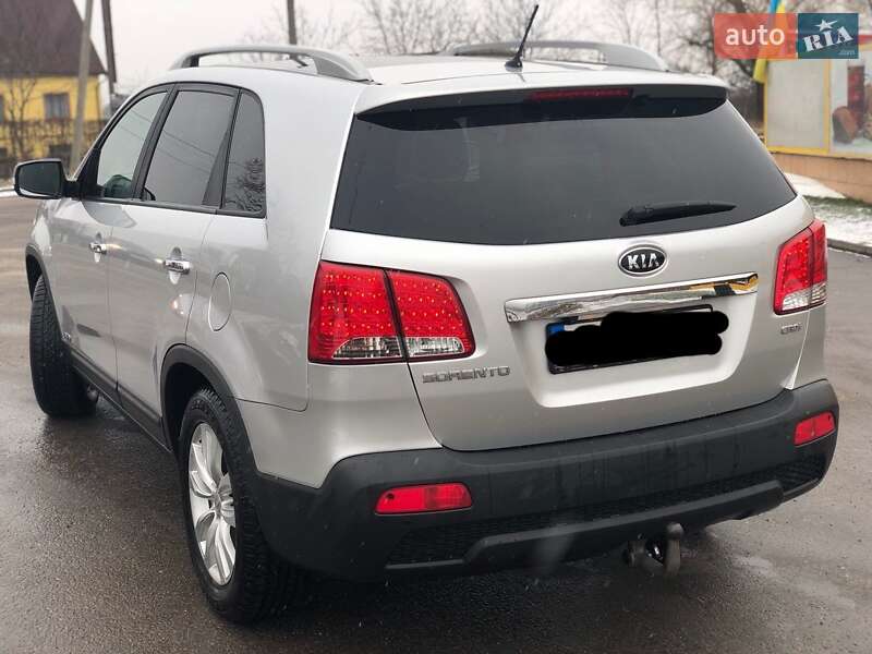Внедорожник / Кроссовер Kia Sorento 2010 в Калуше