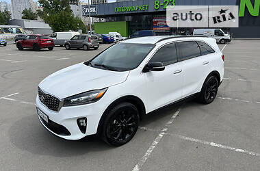 Внедорожник / Кроссовер Kia Sorento 2019 в 