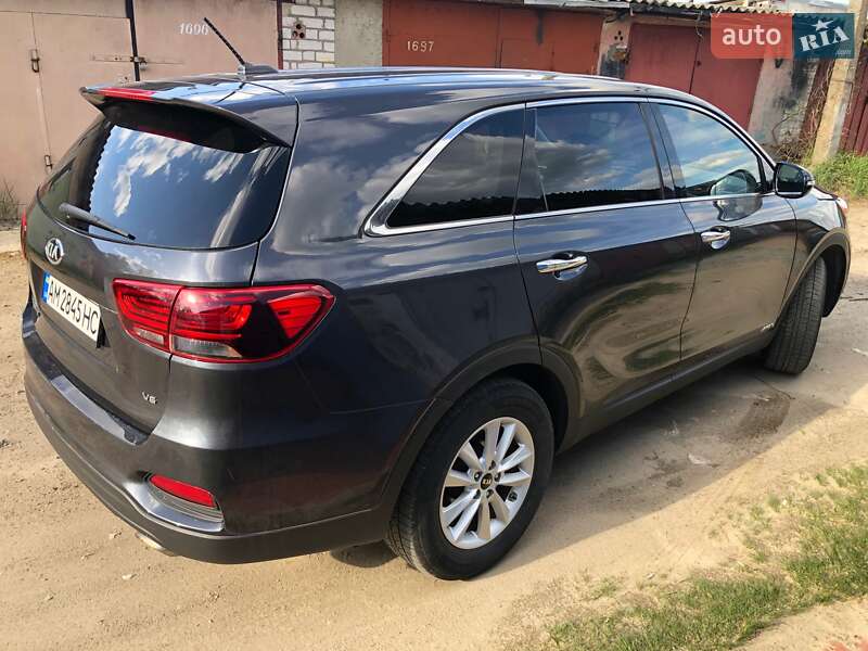 Позашляховик / Кросовер Kia Sorento 2018 в Житомирі