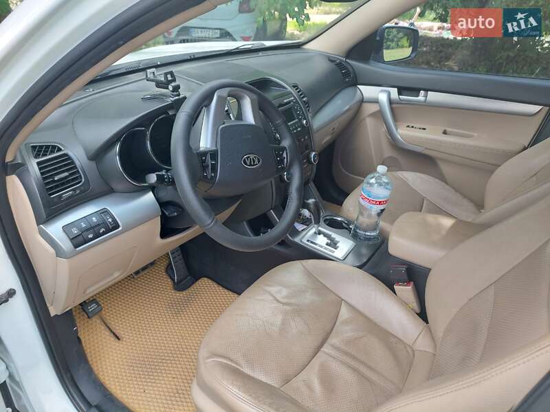 Внедорожник / Кроссовер Kia Sorento 2010 в Золотоноше