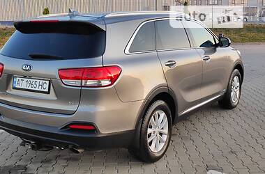 Внедорожник / Кроссовер Kia Sorento 2017 в 