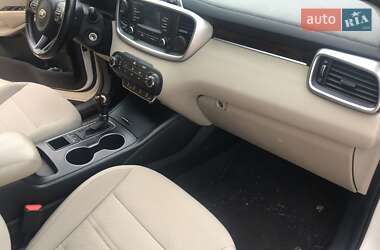 Позашляховик / Кросовер Kia Sorento 2015 в Києві