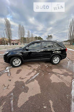 Внедорожник / Кроссовер Kia Sorento 2014 в Славутиче