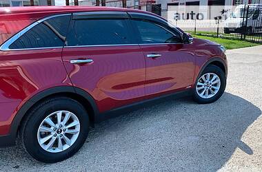 Внедорожник / Кроссовер Kia Sorento 2018 в 