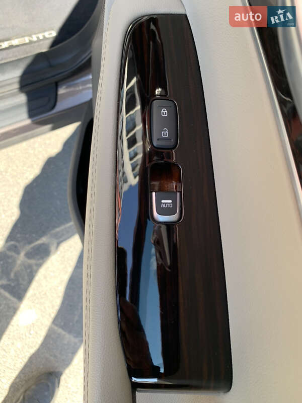 Позашляховик / Кросовер Kia Sorento 2018 в Києві