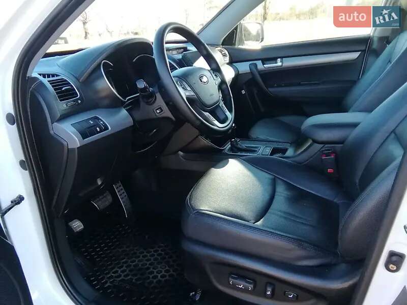 Внедорожник / Кроссовер Kia Sorento 2013 в Одессе