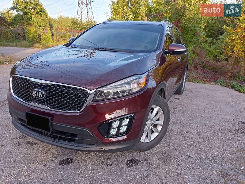 Позашляховик / Кросовер Kia Sorento 2015 в Запоріжжі