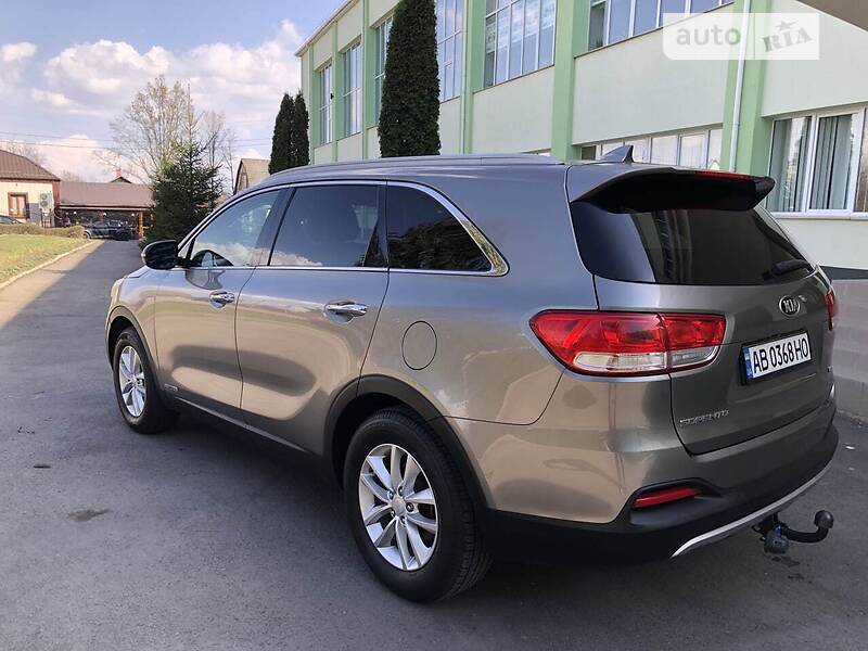 Позашляховик / Кросовер Kia Sorento 2015 в Києві