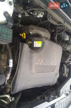 Внедорожник / Кроссовер Kia Sorento 2011 в 