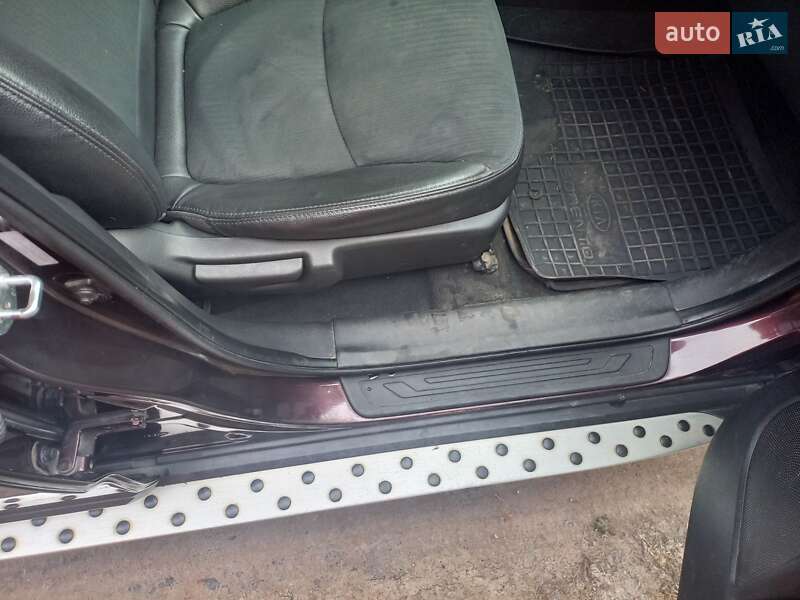 Позашляховик / Кросовер Kia Sorento 2011 в Кам'янському