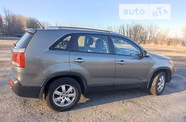 Внедорожник / Кроссовер Kia Sorento 2011 в 