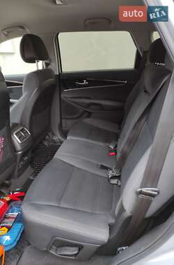 Внедорожник / Кроссовер Kia Sorento 2015 в Днепре