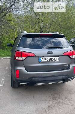 Внедорожник / Кроссовер Kia Sorento 2013 в Новониколаевке