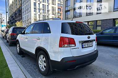 Внедорожник / Кроссовер Kia Sorento 2010 в 