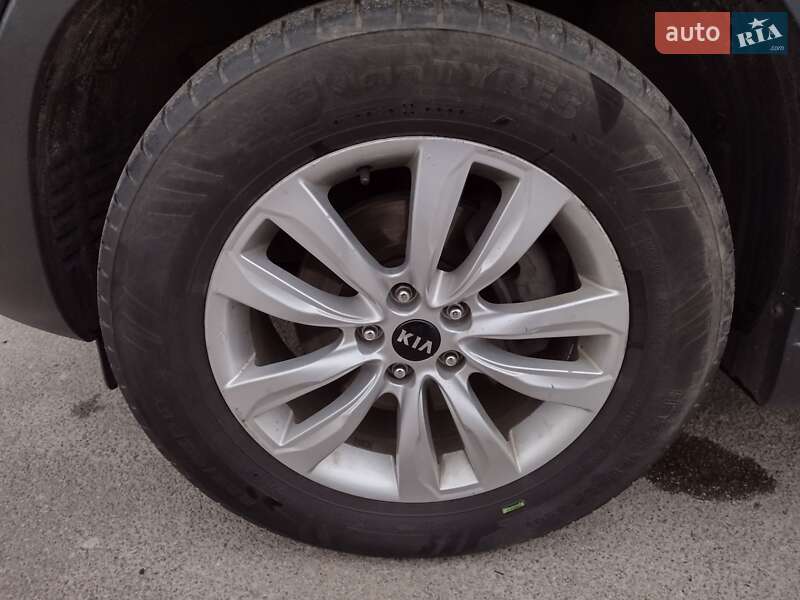 Внедорожник / Кроссовер Kia Sorento 2011 в Житомире