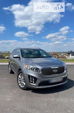 Внедорожник / Кроссовер Kia Sorento 2016 в Ровно