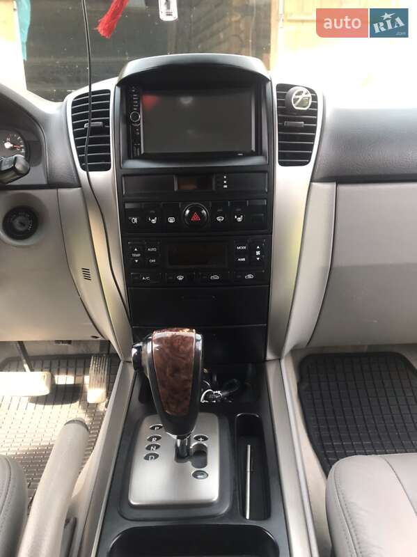 Внедорожник / Кроссовер Kia Sorento 2005 в Ивано-Франковске