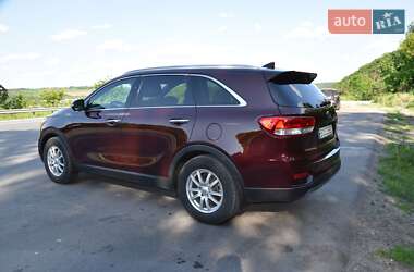 Внедорожник / Кроссовер Kia Sorento 2016 в 