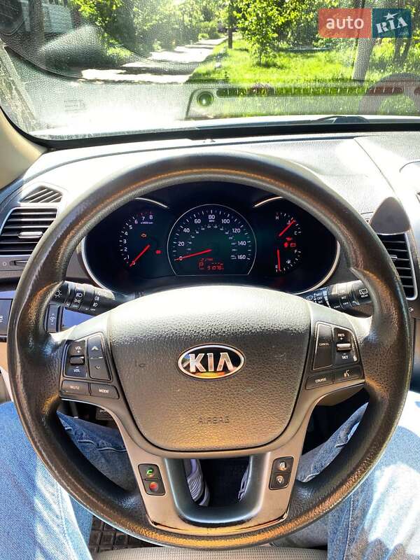 Внедорожник / Кроссовер Kia Sorento 2013 в Чернигове