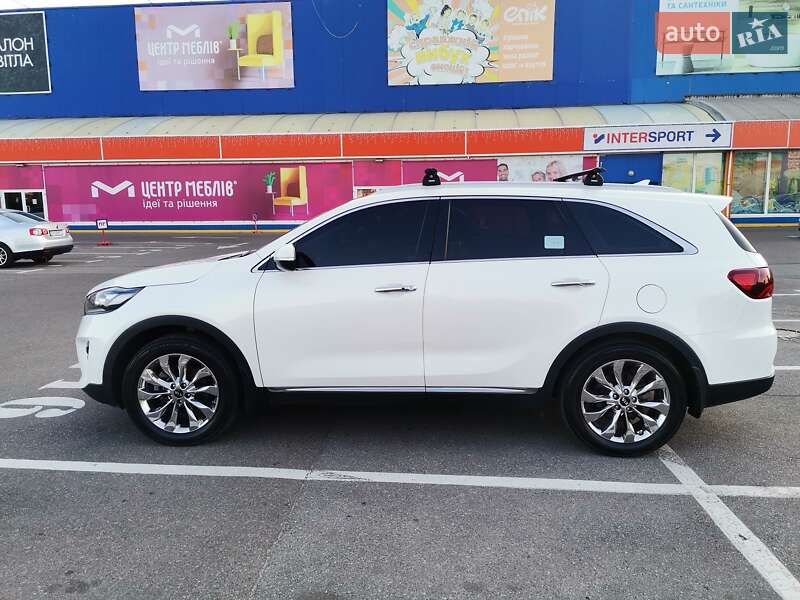 Позашляховик / Кросовер Kia Sorento 2017 в Києві