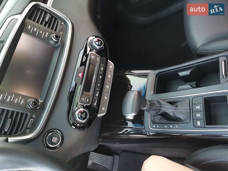 Позашляховик / Кросовер Kia Sorento 2017 в Києві