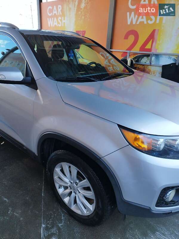 Внедорожник / Кроссовер Kia Sorento 2010 в Одессе